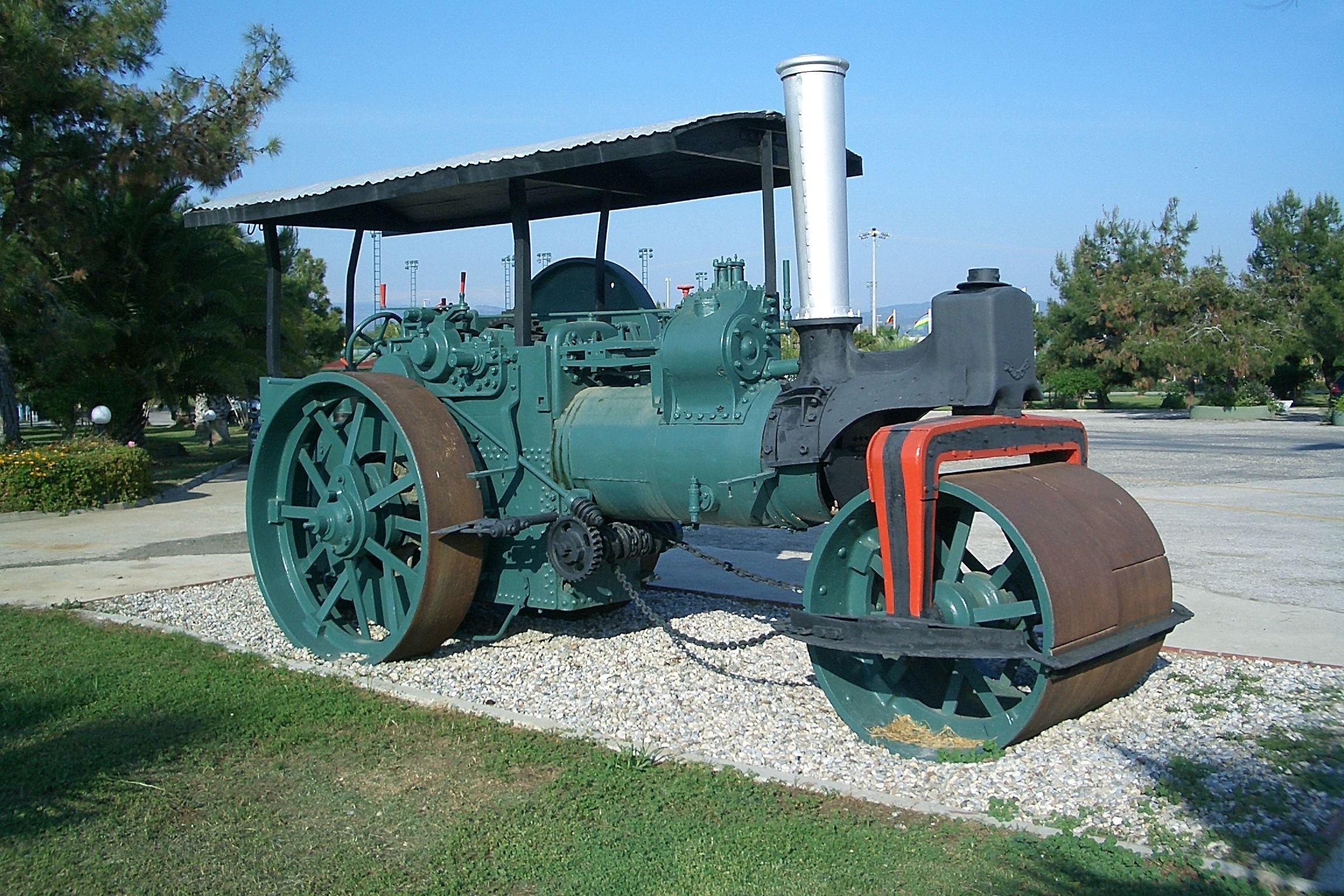 Dampfwalze des englischen Herstellers Aveling & Porter, um 1902 Quelle: Wikipedia; © KaHe gemeinfrei